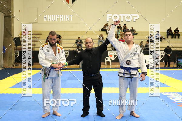 Buy your photos of the eventfight friends on Fotop