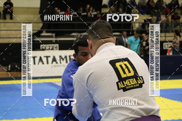 Buy your photos of the eventfight friends on Fotop