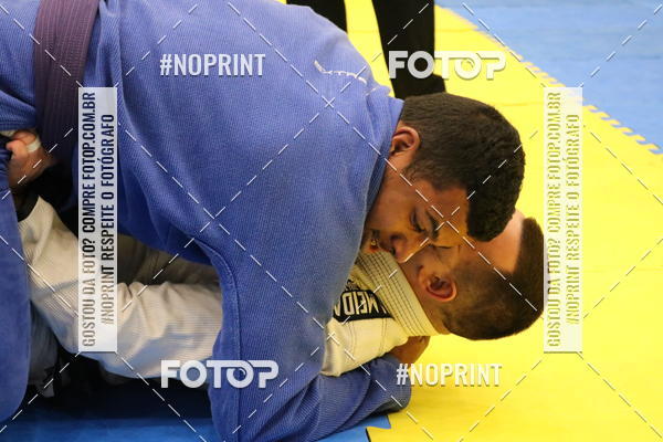 Buy your photos of the eventfight friends on Fotop