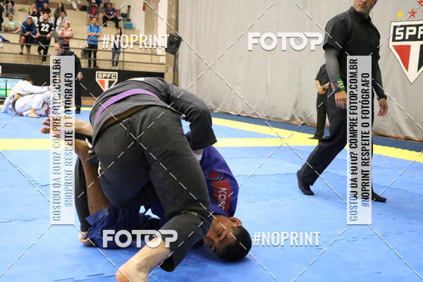 Buy your photos of the eventfight friends on Fotop