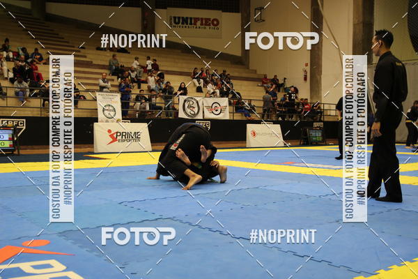 Achetez vos photos de l'vnementfight friends sur Fotop