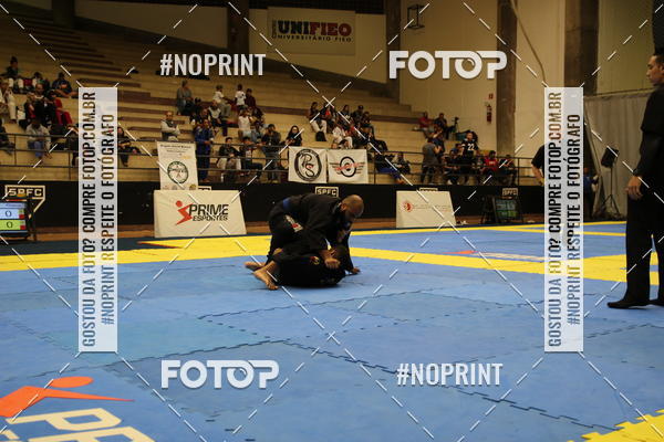 Achetez vos photos de l'vnementfight friends sur Fotop