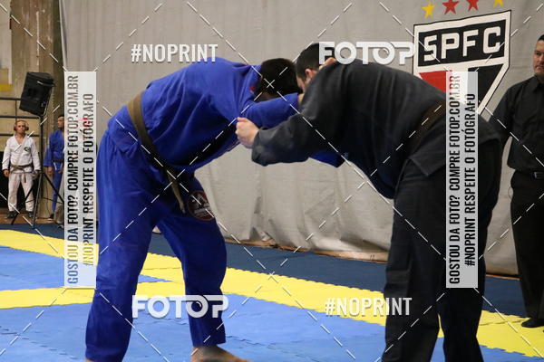 Buy your photos of the eventfight friends on Fotop