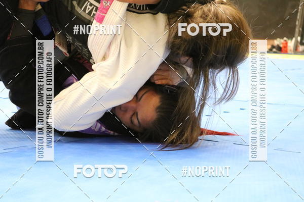 Buy your photos of the eventfight friends on Fotop