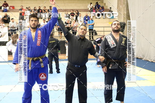 Buy your photos of the eventfight friends on Fotop