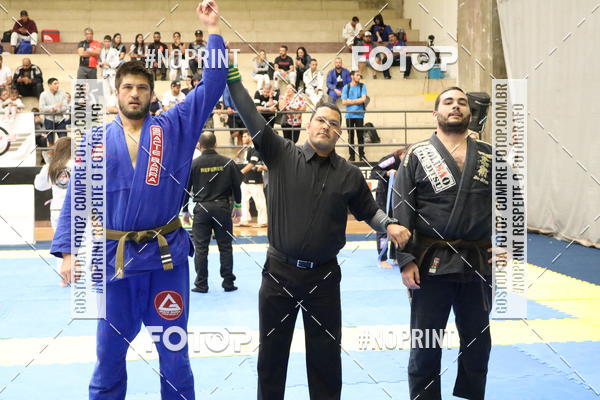 Buy your photos of the eventfight friends on Fotop