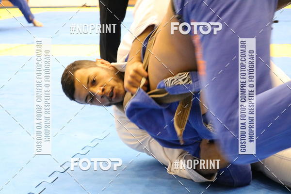 Buy your photos of the eventfight friends on Fotop