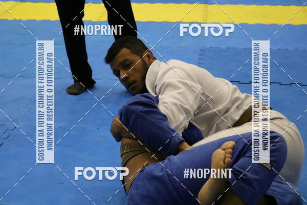 Buy your photos of the eventfight friends on Fotop