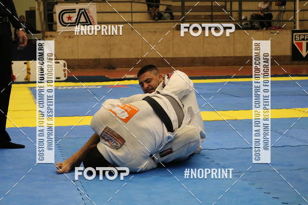 Buy your photos of the eventfight friends on Fotop