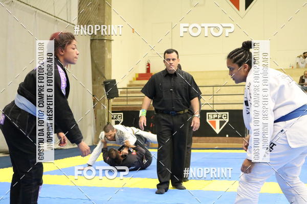 Buy your photos of the eventfight friends on Fotop