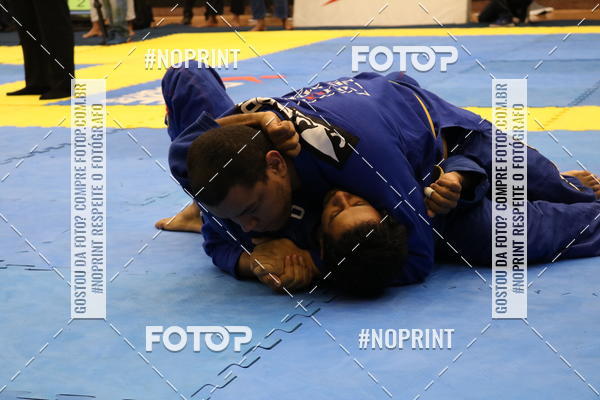 Buy your photos of the eventfight friends on Fotop