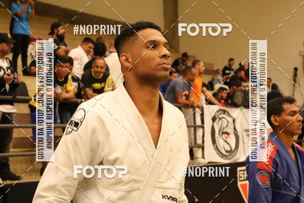 Buy your photos of the eventfight friends on Fotop