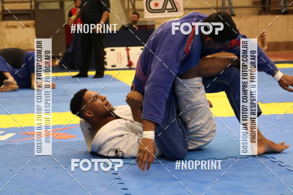 Buy your photos of the eventfight friends on Fotop