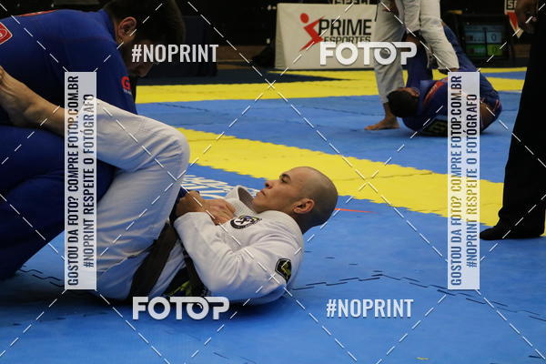 Buy your photos of the eventfight friends on Fotop