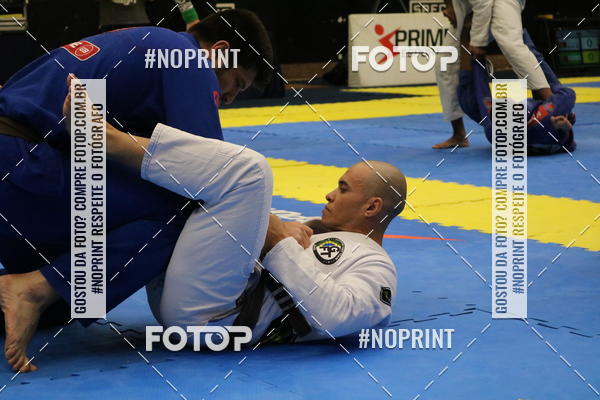 Buy your photos of the eventfight friends on Fotop