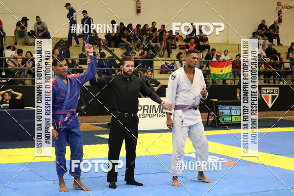 Buy your photos of the eventfight friends on Fotop