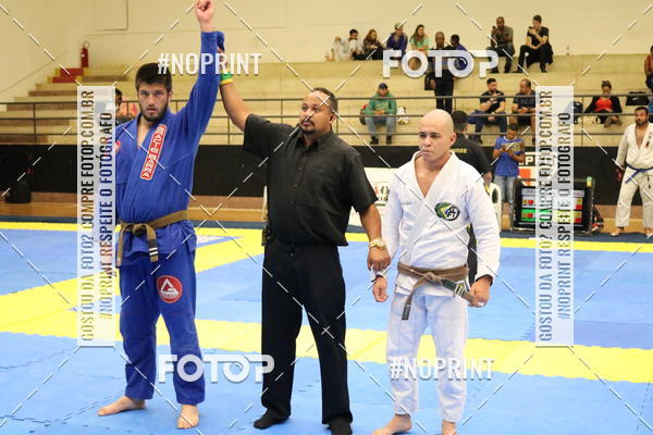 Buy your photos of the eventfight friends on Fotop