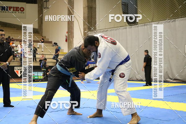 Buy your photos of the eventfight friends on Fotop