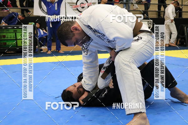 Buy your photos of the eventfight friends on Fotop