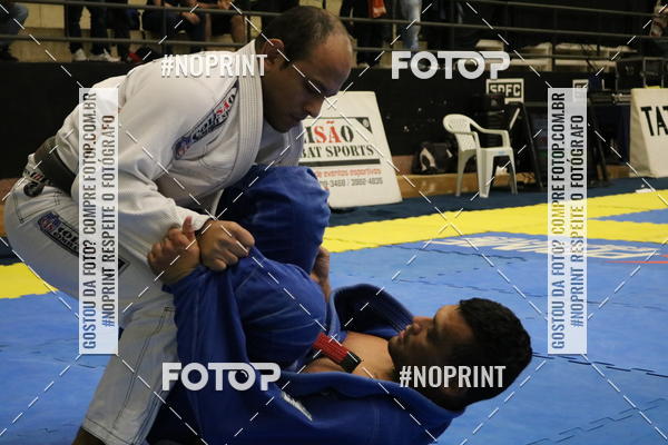 Buy your photos of the eventfight friends on Fotop