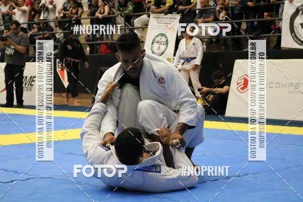 Buy your photos of the eventfight friends on Fotop