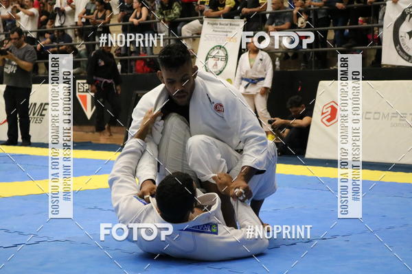 Buy your photos of the eventfight friends on Fotop