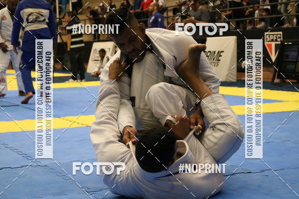 Buy your photos of the eventfight friends on Fotop