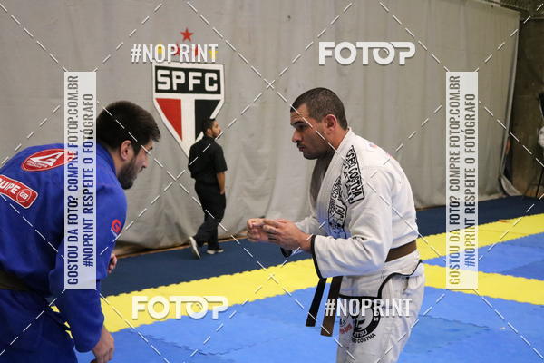 Buy your photos of the eventfight friends on Fotop