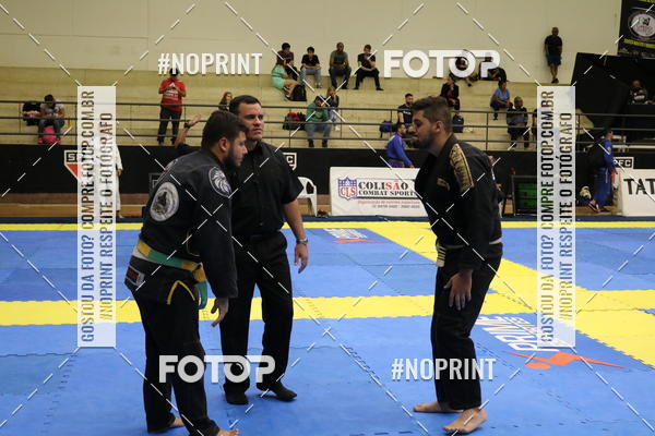 Buy your photos of the eventfight friends on Fotop