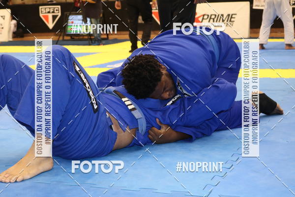 Buy your photos of the eventfight friends on Fotop