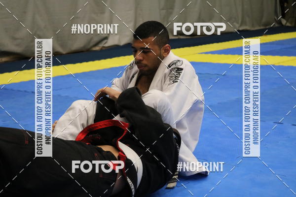 Buy your photos of the eventfight friends on Fotop