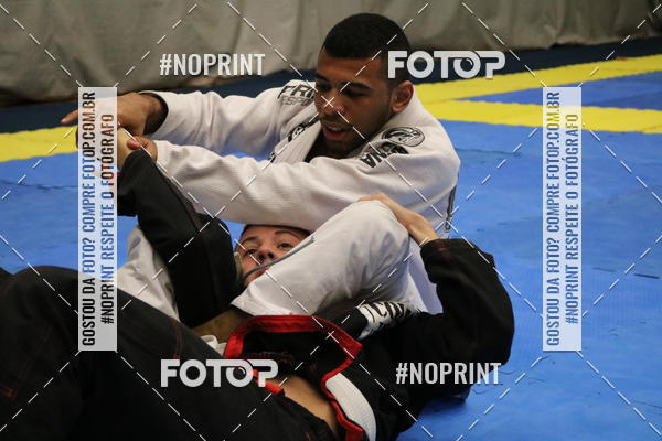 Buy your photos of the eventfight friends on Fotop