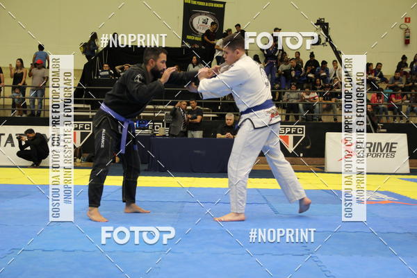 Achetez vos photos de l'vnementfight friends sur Fotop