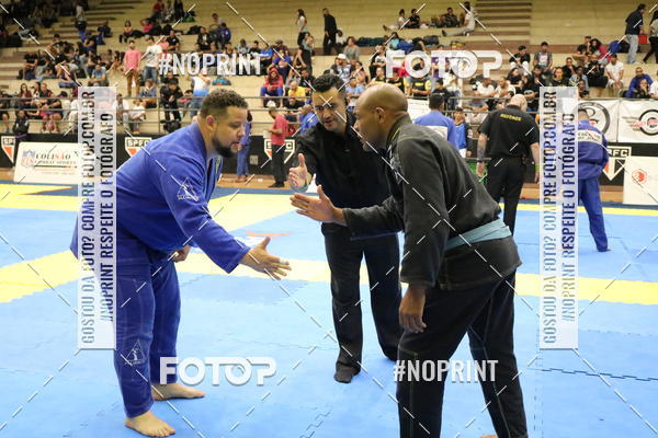 Buy your photos of the eventfight friends on Fotop