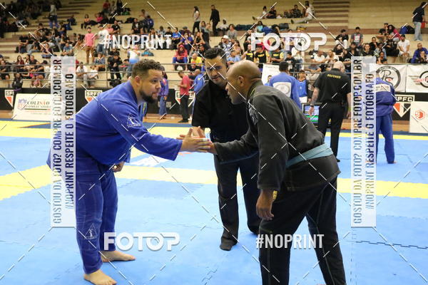 Buy your photos of the eventfight friends on Fotop