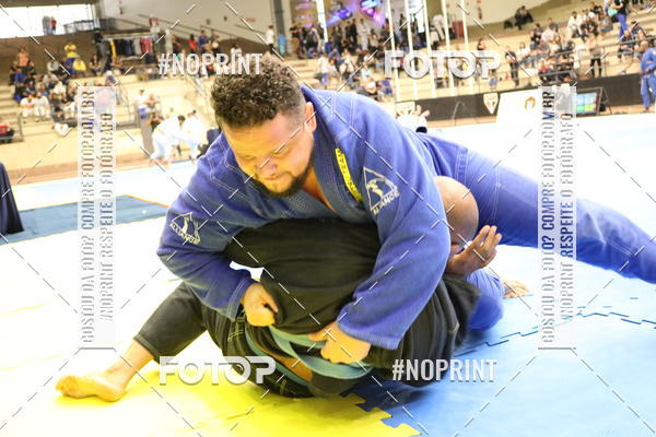 Buy your photos of the eventfight friends on Fotop