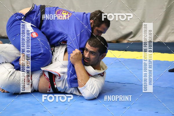 Buy your photos of the eventfight friends on Fotop