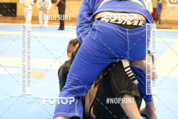 Buy your photos of the eventfight friends on Fotop