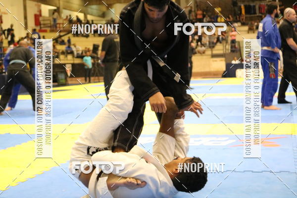 Buy your photos of the eventfight friends on Fotop