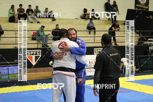 Buy your photos of the eventfight friends on Fotop