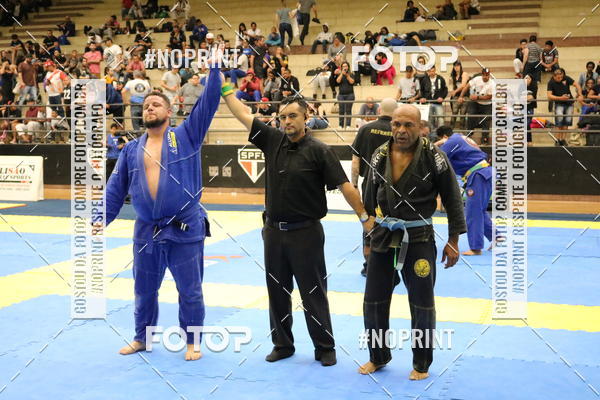 Buy your photos of the eventfight friends on Fotop