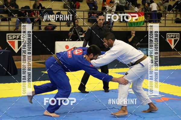 Buy your photos of the eventfight friends on Fotop