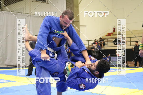 Buy your photos of the eventfight friends on Fotop