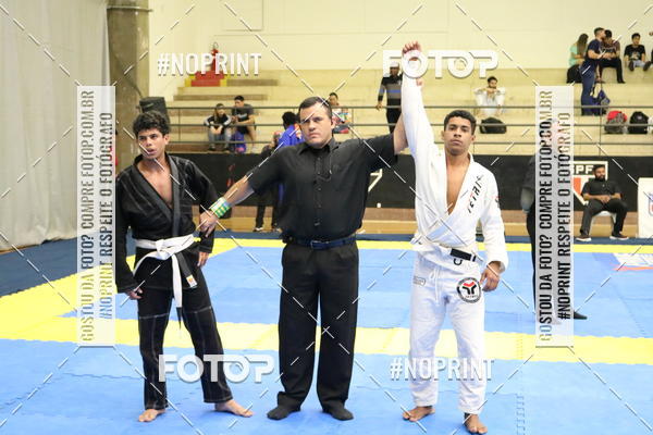 Buy your photos of the eventfight friends on Fotop