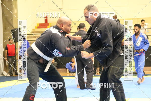 Buy your photos of the eventfight friends on Fotop