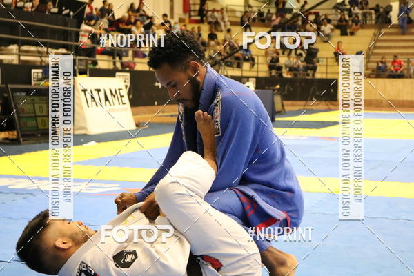 Buy your photos of the eventfight friends on Fotop