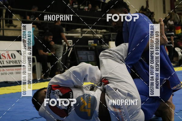 Buy your photos of the eventfight friends on Fotop