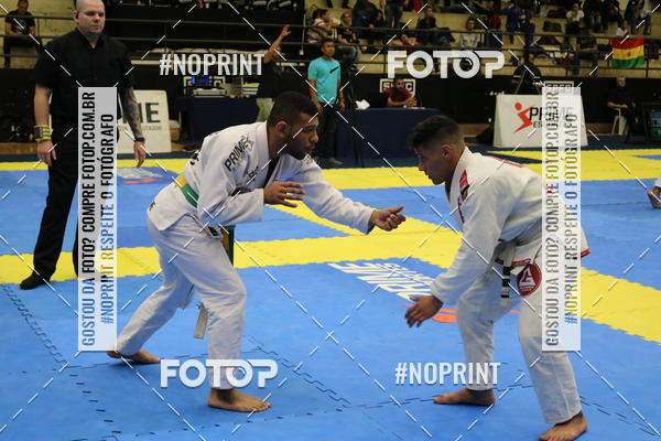 Buy your photos of the eventfight friends on Fotop