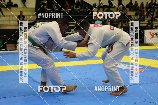 Buy your photos of the eventfight friends on Fotop