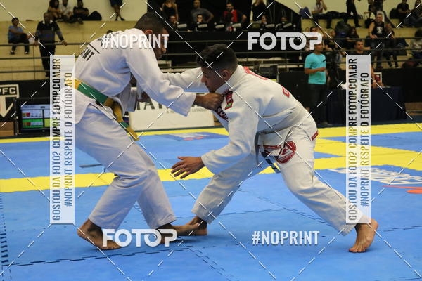 Buy your photos of the eventfight friends on Fotop